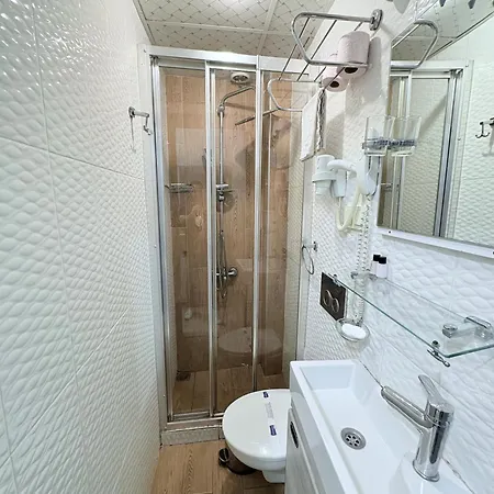 Hotel Crowned Istanbul